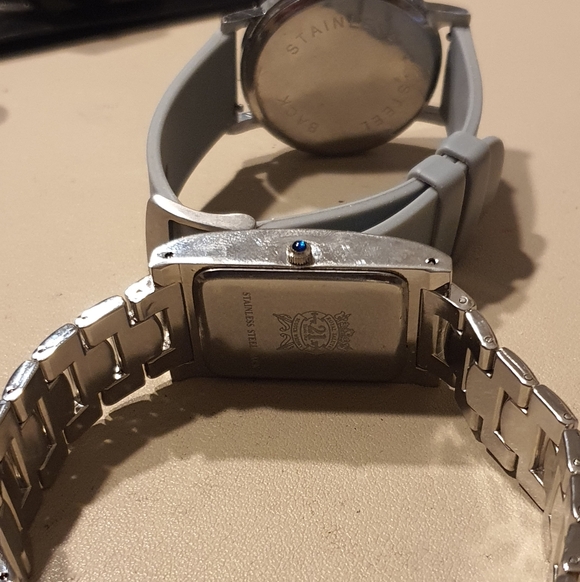 Lot Of 2 Royal Salute & Unbranded Men's Watches For Parts Or Repair - Picture 4 of 6